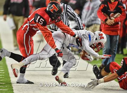 Thumbnail 3 in Midway vs. Lee (UIL 6A  Bi-District Playoff) photogallery.
