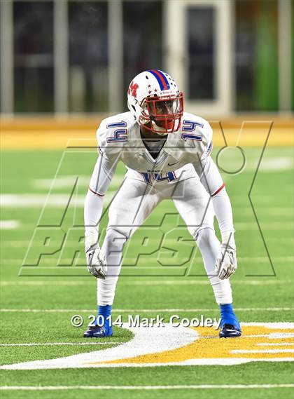 Thumbnail 1 in Midway vs. Lee (UIL 6A  Bi-District Playoff) photogallery.