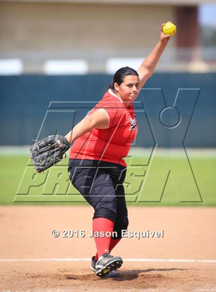 Thumbnail 3 in Wilson vs. South Gate photogallery.