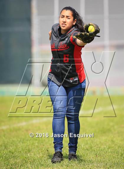 Thumbnail 3 in Wilson vs. South Gate photogallery.