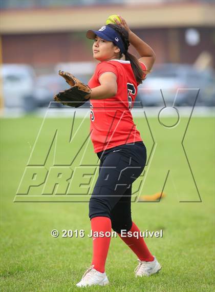 Thumbnail 3 in Wilson vs. South Gate photogallery.