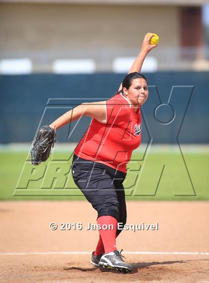 Thumbnail 2 in Wilson vs. South Gate photogallery.