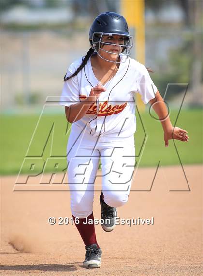 Thumbnail 3 in Wilson vs. South Gate photogallery.