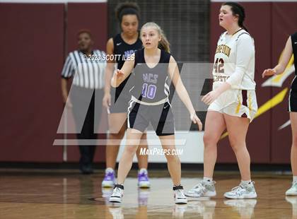 Thumbnail 3 in Northside Christian vs Berne Union (OHSAA D4 Sectional) photogallery.