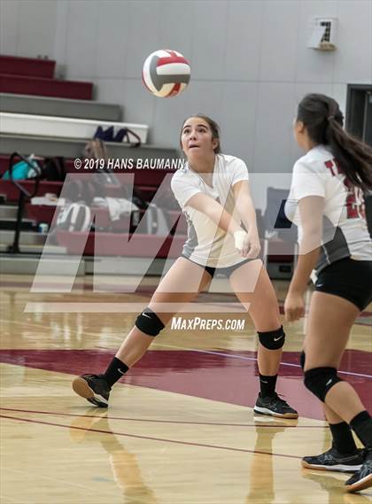 Thumbnail 3 in FR: Elko @ Truckee photogallery.