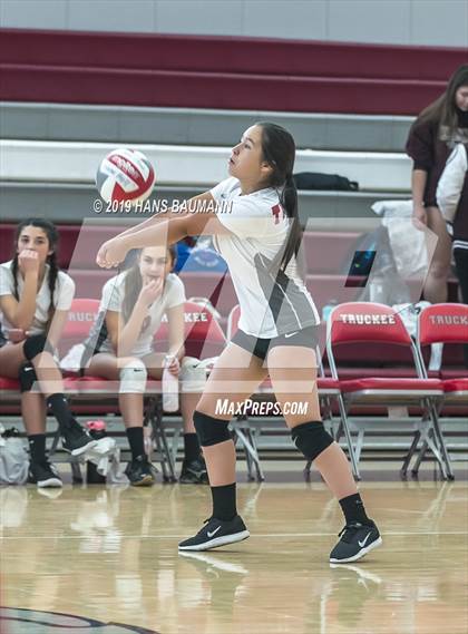 Thumbnail 2 in FR: Elko @ Truckee photogallery.