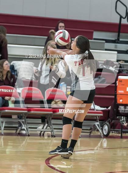 Thumbnail 3 in FR: Elko @ Truckee photogallery.