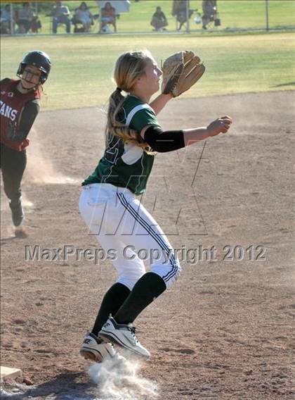 Thumbnail 2 in Tehachapi @ Chavez (CIF CS Playoffs) photogallery.