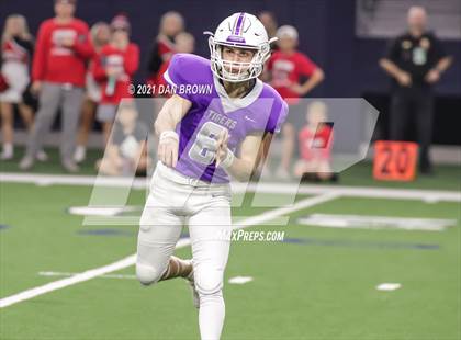 Thumbnail 1 in West vs. Mount Vernon (UIL 3A Regional Quarterfinal ) photogallery.