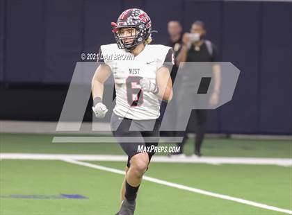 Thumbnail 3 in West vs. Mount Vernon (UIL 3A Regional Quarterfinal ) photogallery.