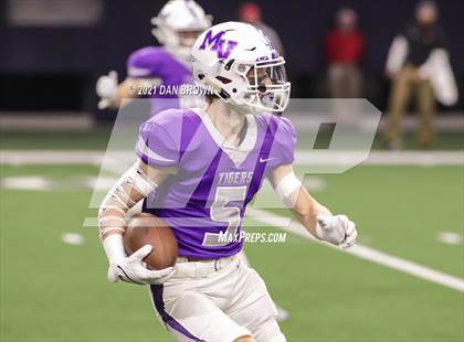 Thumbnail 1 in West vs. Mount Vernon (UIL 3A Regional Quarterfinal ) photogallery.