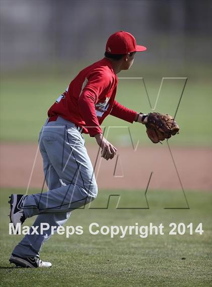Thumbnail 3 in Sunnyside vs. Rio Rico (Lancer Baseball Classic) photogallery.