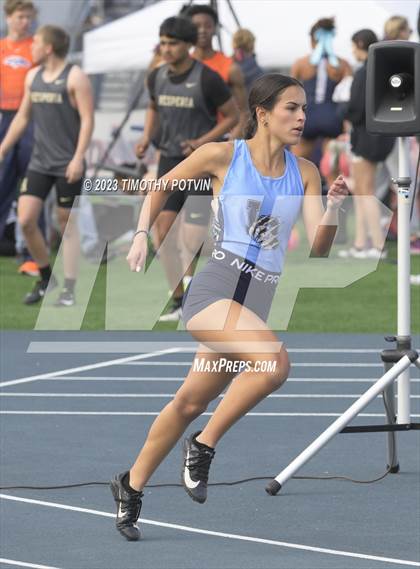 Thumbnail 2 in Roosevelt Invitational photogallery.