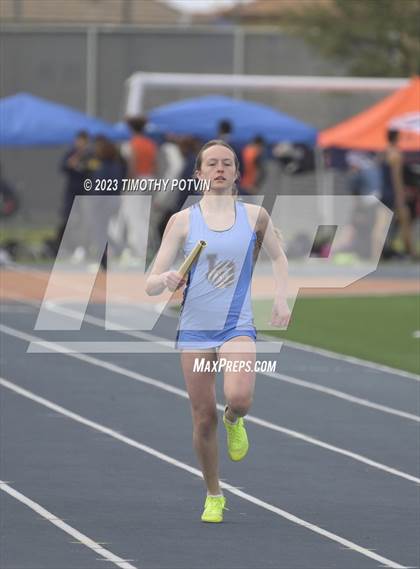 Thumbnail 3 in Roosevelt Invitational photogallery.