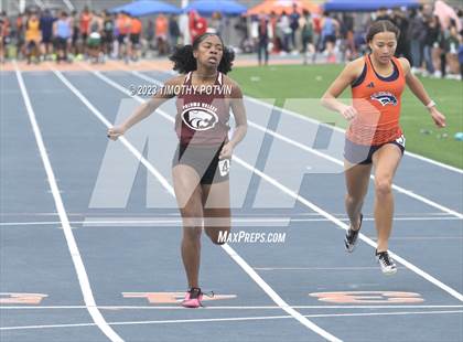 Thumbnail 1 in Roosevelt Invitational photogallery.