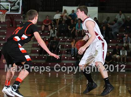 Thumbnail 1 in Sacred Heart Prep vs. Half Moon Bay (CIF CCS D4 Final) photogallery.