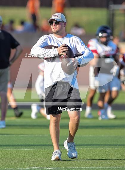 Thumbnail 3 in Springtown @ Mineral Wells (scrimmage) photogallery.