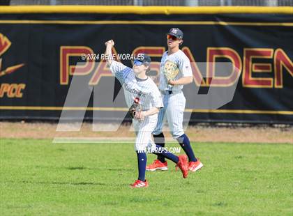 Thumbnail 3 in San Luis Obispo vs Maranatha photogallery.