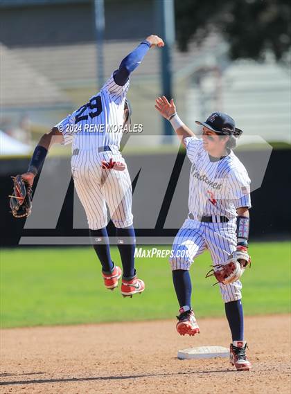 Thumbnail 2 in San Luis Obispo vs Maranatha photogallery.