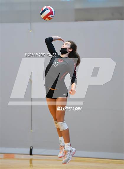 Thumbnail 1 in Village Christian vs. Archbishop Mitty (Nike Tournament of Champions) photogallery.