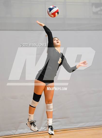 Thumbnail 2 in Village Christian vs. Archbishop Mitty (Nike Tournament of Champions) photogallery.