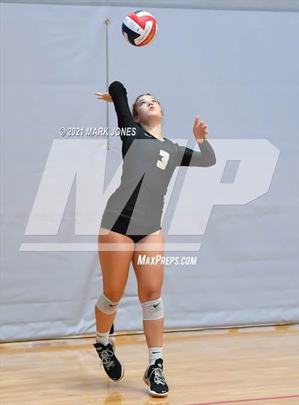 Thumbnail 1 in Village Christian vs. Archbishop Mitty (Nike Tournament of Champions) photogallery.