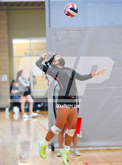 Thumbnail 3 in Village Christian vs. Archbishop Mitty (Nike Tournament of Champions) photogallery.