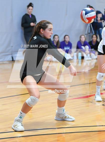 Thumbnail 2 in Village Christian vs. Archbishop Mitty (Nike Tournament of Champions) photogallery.