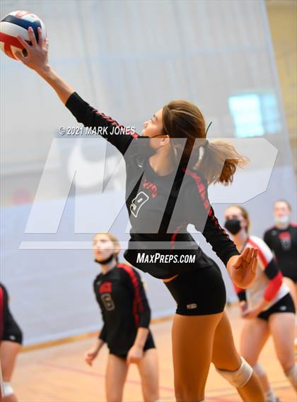 Thumbnail 1 in Village Christian vs. Archbishop Mitty (Nike Tournament of Champions) photogallery.