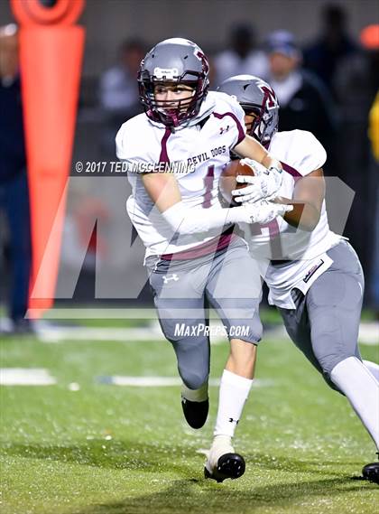 Thumbnail 3 in Morrilton vs. Wynne (AAA 5A 2nd Round Playoff) photogallery.