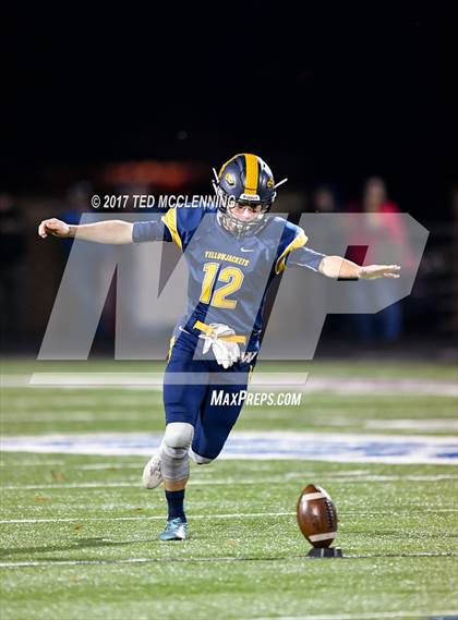 Thumbnail 3 in Morrilton vs. Wynne (AAA 5A 2nd Round Playoff) photogallery.