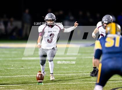 Thumbnail 2 in Morrilton vs. Wynne (AAA 5A 2nd Round Playoff) photogallery.