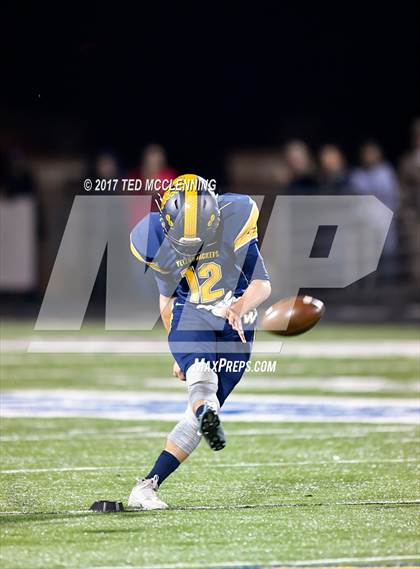 Thumbnail 1 in Morrilton vs. Wynne (AAA 5A 2nd Round Playoff) photogallery.