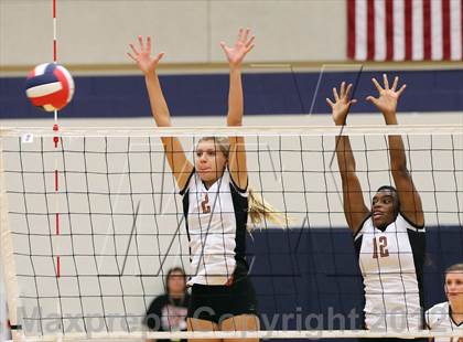 Thumbnail 3 in Round Rock Westwood @ Hendrickson photogallery.