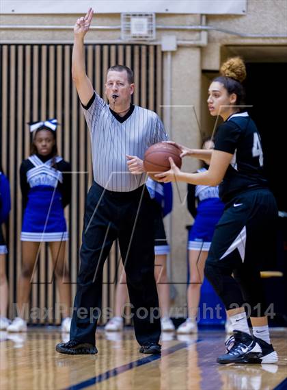 Thumbnail 1 in Steele vs. Jay (UIL 5A Bi-District Playoff) photogallery.