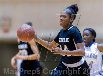 Thumbnail 1 in Steele vs. Jay (UIL 5A Bi-District Playoff) photogallery.