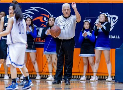 Thumbnail 2 in Steele vs. Jay (UIL 5A Bi-District Playoff) photogallery.