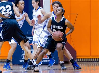 Thumbnail 1 in Steele vs. Jay (UIL 5A Bi-District Playoff) photogallery.