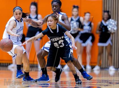 Thumbnail 3 in Steele vs. Jay (UIL 5A Bi-District Playoff) photogallery.