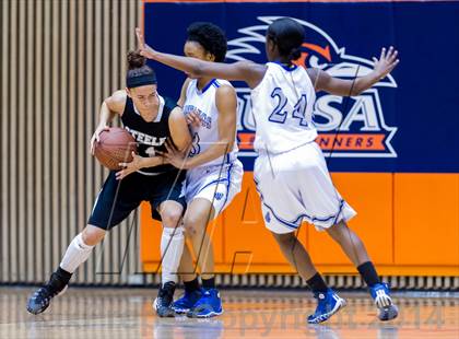 Thumbnail 3 in Steele vs. Jay (UIL 5A Bi-District Playoff) photogallery.