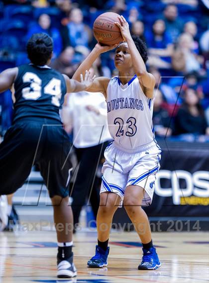 Thumbnail 2 in Steele vs. Jay (UIL 5A Bi-District Playoff) photogallery.