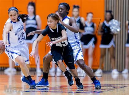 Thumbnail 1 in Steele vs. Jay (UIL 5A Bi-District Playoff) photogallery.