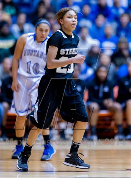 Thumbnail 2 in Steele vs. Jay (UIL 5A Bi-District Playoff) photogallery.
