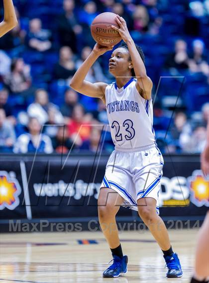 Thumbnail 3 in Steele vs. Jay (UIL 5A Bi-District Playoff) photogallery.