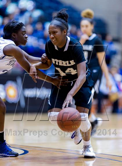 Thumbnail 3 in Steele vs. Jay (UIL 5A Bi-District Playoff) photogallery.