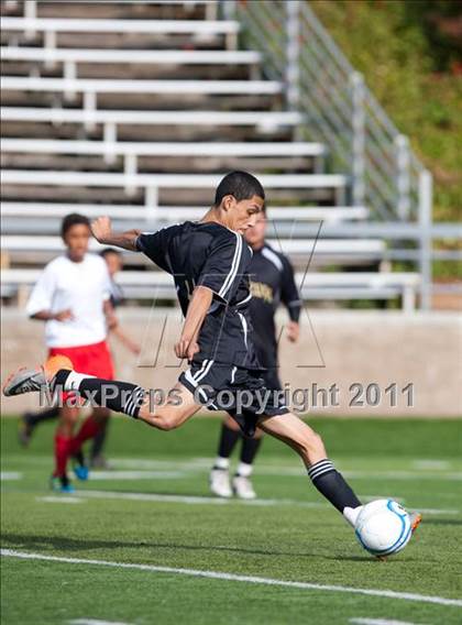 Thumbnail 3 in Sacramento Country Day vs. Millennium (CIF SJS D7 Final) photogallery.