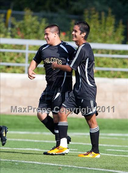 Thumbnail 2 in Sacramento Country Day vs. Millennium (CIF SJS D7 Final) photogallery.