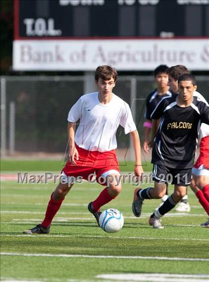 Thumbnail 1 in Sacramento Country Day vs. Millennium (CIF SJS D7 Final) photogallery.