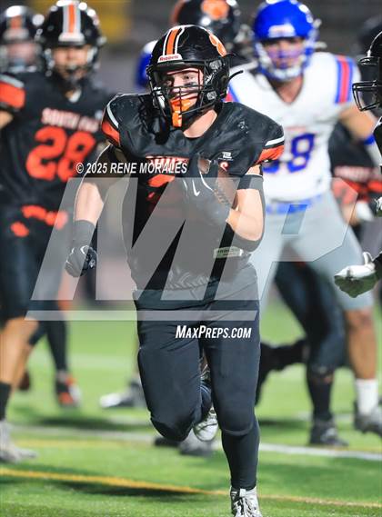 Thumbnail 2 in San Marcos vs South Pasadena (CIF SS Div 11 Rnd 1 Playoff) photogallery.