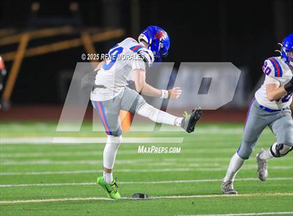 Thumbnail 3 in San Marcos vs South Pasadena (CIF SS Div 11 Rnd 1 Playoff) photogallery.